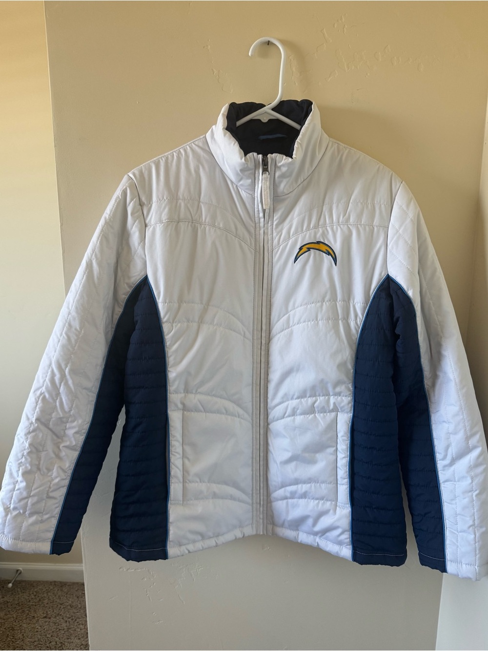 White & Navy Women’s Puffer Jacket with Chargers Logo